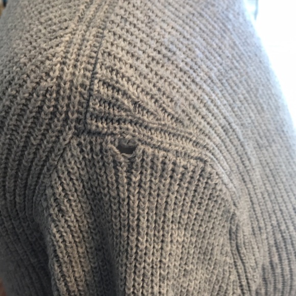 GAP high neck Sweater - Picture 7 of 8